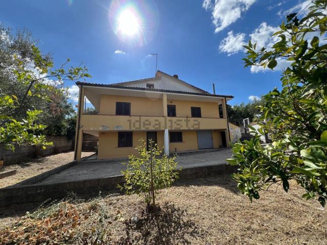 Casa in vendita a Saporito, Rende