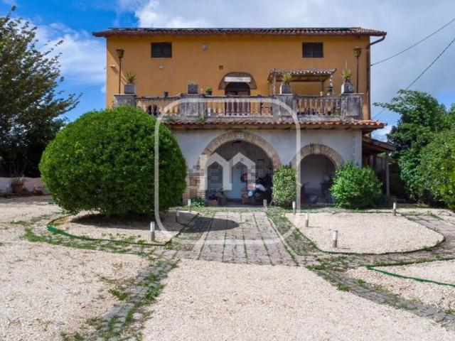 Casa in vendita a Colle del Fico, Roma Capitale