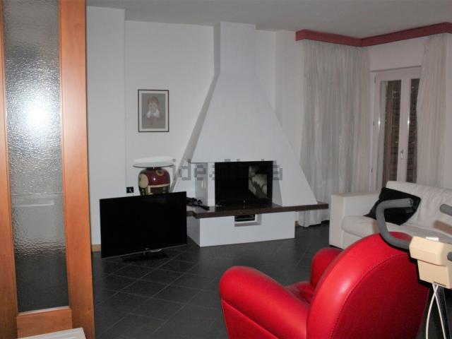 Casa in vendita a Corridonia, Macerata