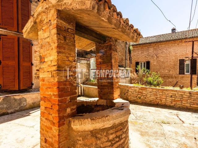 Casa in vendita a Contrada Celeste, Marche