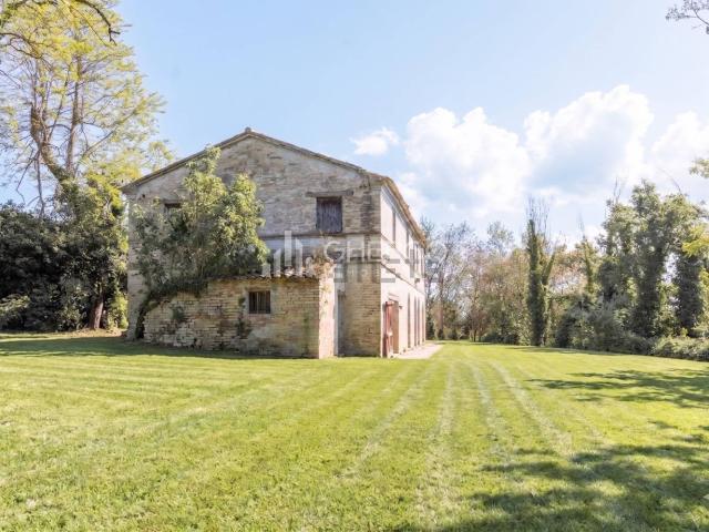 Casa in vendita a Marche, Ancona
