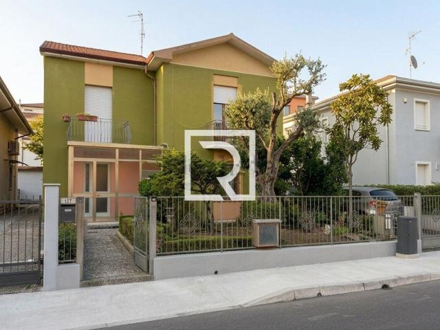 Casa in vendita a Cesenatico, Reggio Emilia