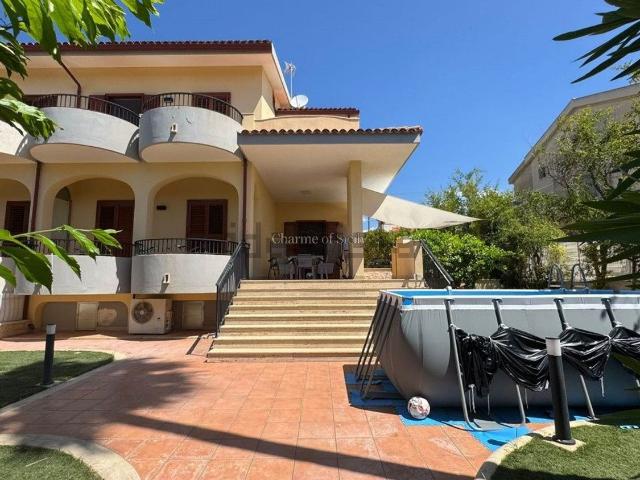 Casa in vendita a Marina di Modica, Marina Di Modica