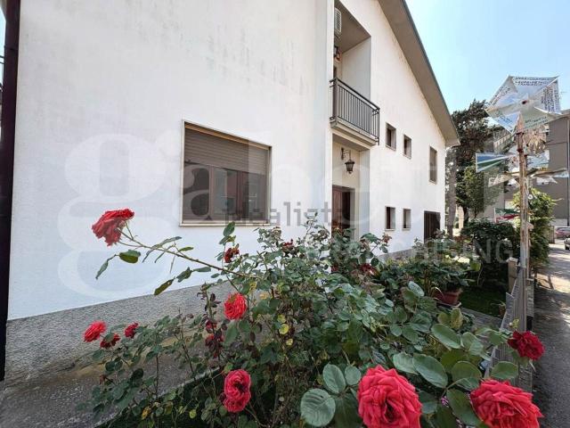 Casa in vendita a Sant'Ambrogio, Cremona