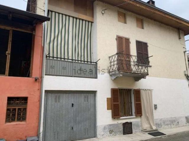 Casa in vendita a Alice Castello, Vercelli