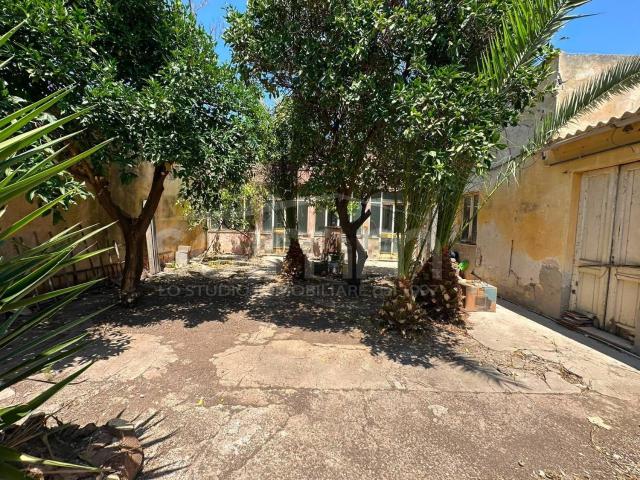 Casa in vendita a Monserrato, Sardigna/Sardegna