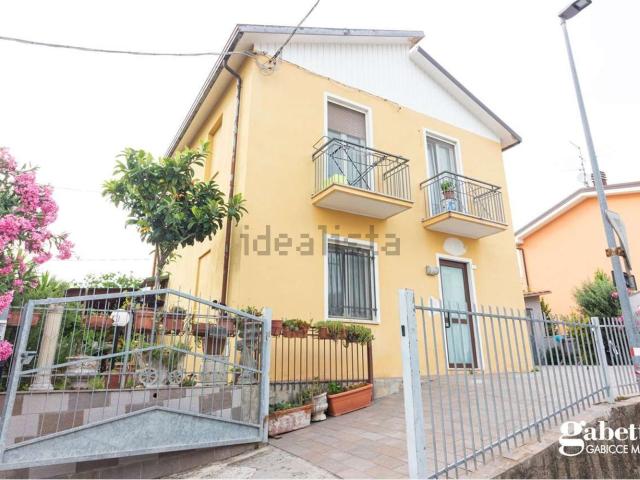 Casa in vendita a Marche, Pesaro E Urbino