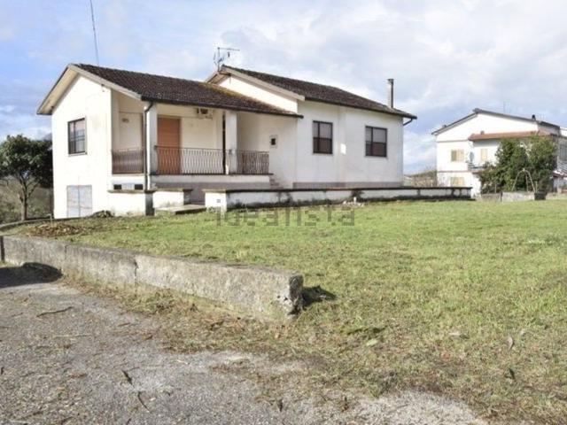 Casa in vendita a Pignataro Interamna, Lazio