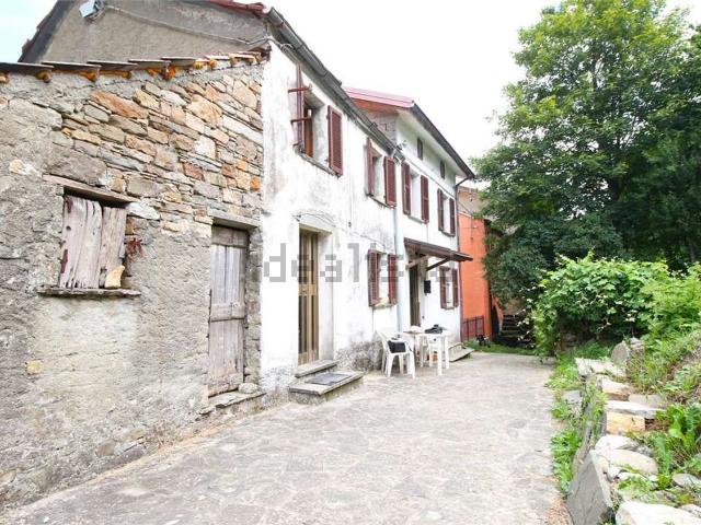 Casa in vendita a Tornolo, Reggio Emilia