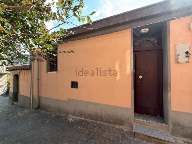 Casa in vendita a Tripi-Abakainon, Messina