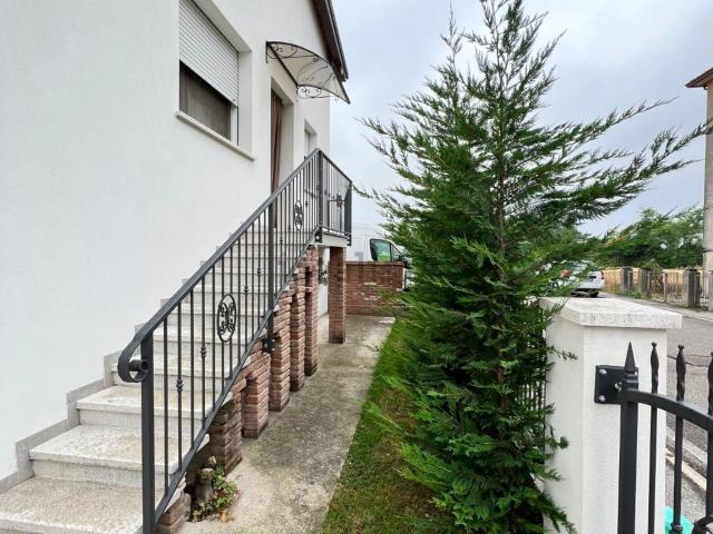 Casa in vendita a Commenda Est, Rovigo