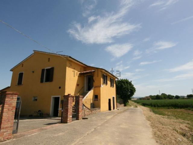 Casa in vendita a Abbadia di Montepulciano, Montepulciano