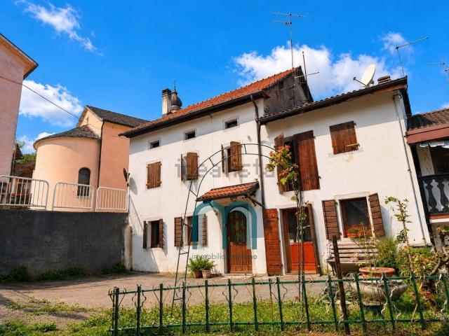 Casa in vendita a Ponte nelle Alpi, Mares