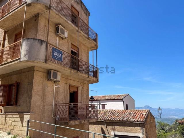 Casa in vendita a Gratteri, Sicilia