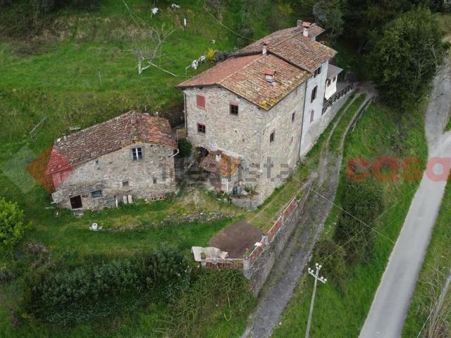 Casa in vendita a Unione dei comuni Media Valle del Serchio, Coreglia Antelminelli