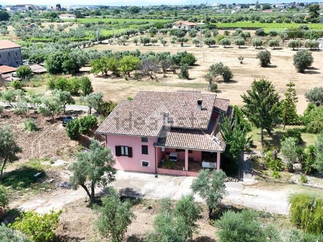 Casa in vendita a Ortona, Abruzzo