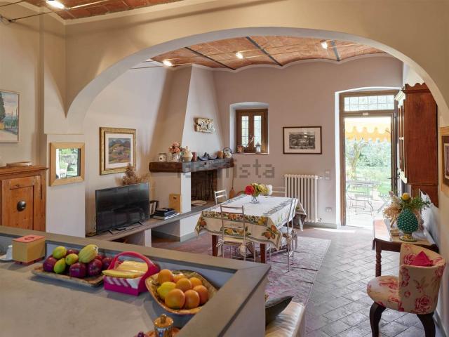 Casa in vendita a Pontenuovo, Pistoia