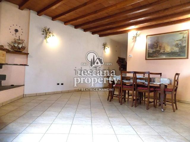 Casa in vendita a Unione Comuni Garfagnana, Castelnuovo Di Garfagnana