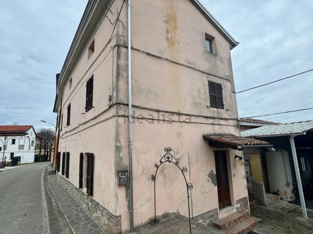 Casa in vendita a Castell'arquato, Reggio Emilia