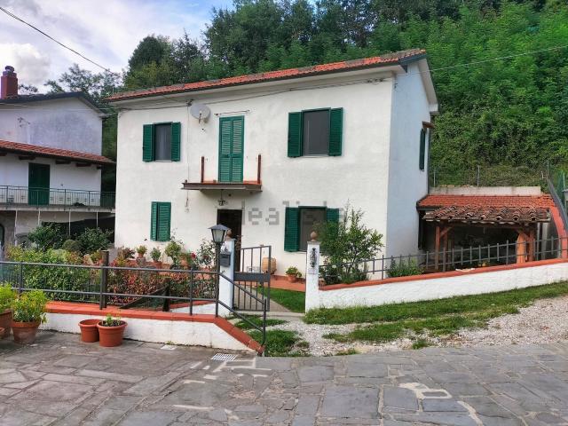 Casa in vendita a Piteglio, Toscana