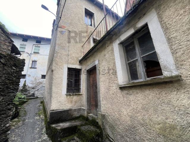 Casa in vendita a Avano, Valvarrone