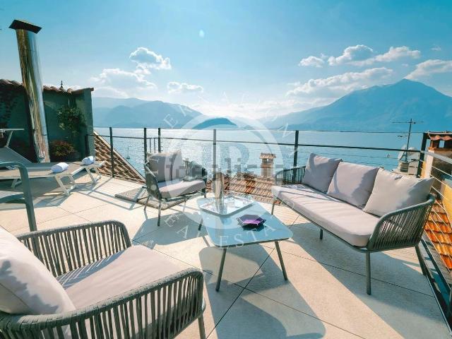Casa in vendita a Varenna, Lombardia
