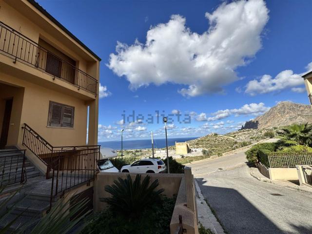 Casa in vendita a Custonaci, Sicilia