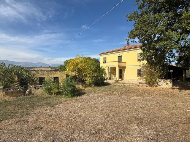 Casa in vendita a Pianella, Pescara