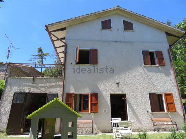 Casa in vendita a Marche, Macerata