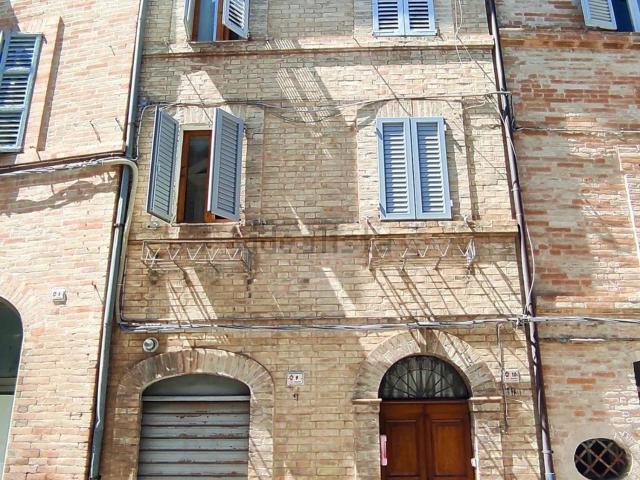 Casa in vendita a Marche, Fermo