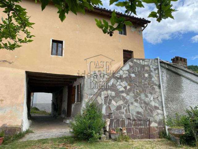 Casa in vendita a Borgoratto Mormorolo, Lombardia