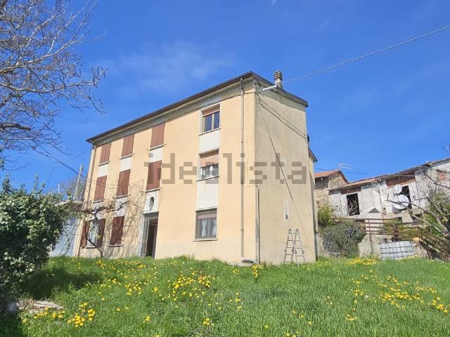 Casa in vendita a Bore, Reggio Emilia