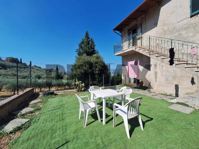 Casa in vendita a Trevi, Umbria