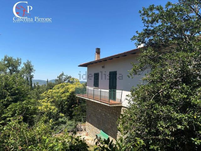 Casa in vendita a Unione di Comuni Valdarno e Valdisieve, Reggello