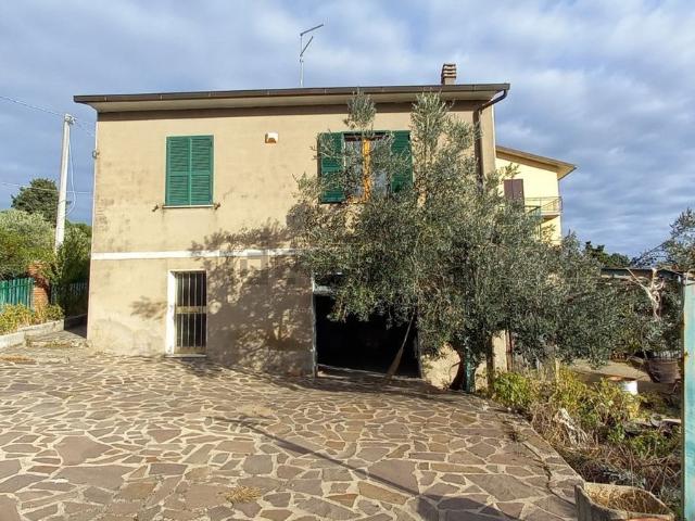 Casa in vendita a Panicale, Umbria