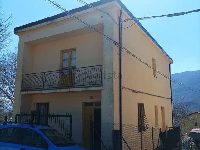 Casa in vendita a Rivello, Basilicata