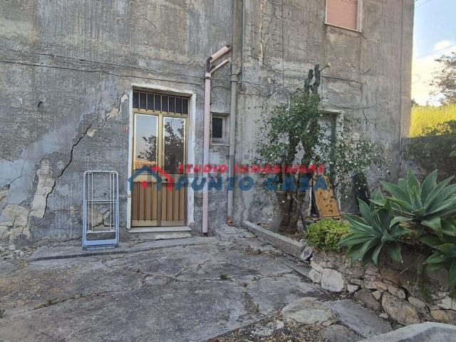 Casa in vendita a Valderice, Trapani