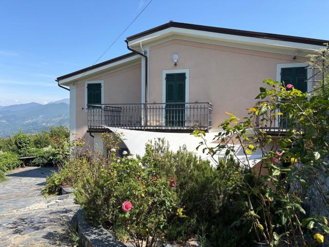 Casa in vendita a La Costa, Cogorno