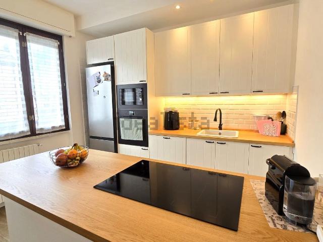 Casa in vendita a Casorate Primo, Lombardia