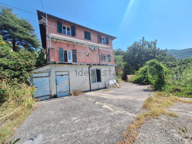 Casa in vendita a Val Polcevera, Serra Riccò