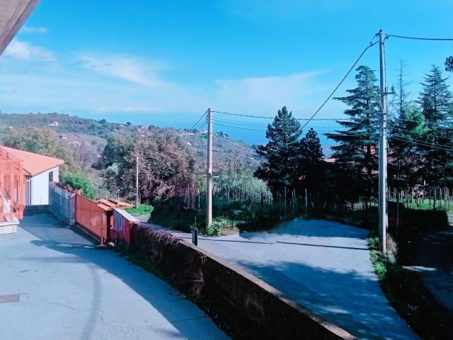 Casa in vendita a Zafferana Etnea, Sicilia