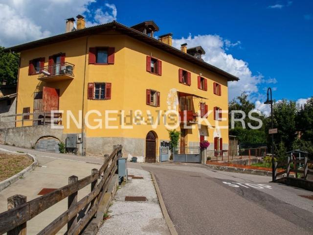 Casa in vendita a Castello di Fiemme, Castello-Molina di Fiemme