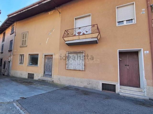 Casa in vendita a Vogno, Rovetta
