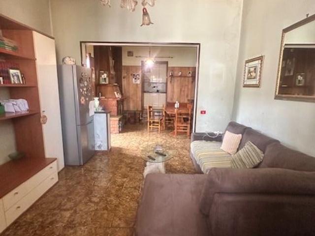 Casa in vendita a Frosinone, Lazio