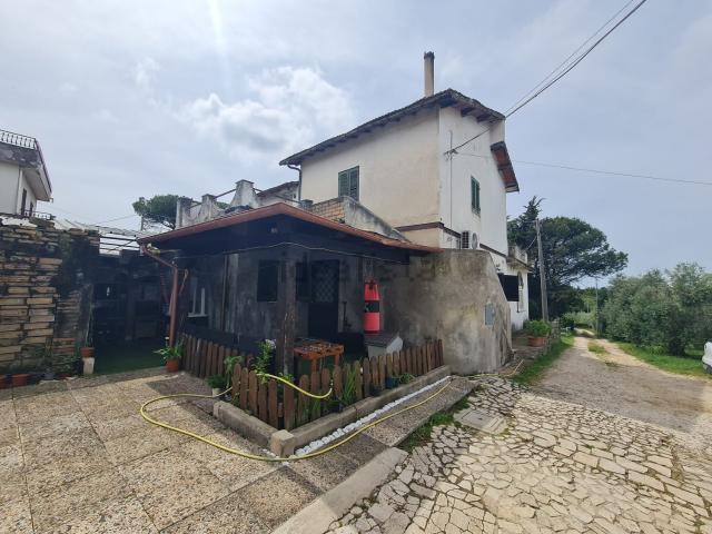 Casa in vendita a Roma Capitale, Lazio