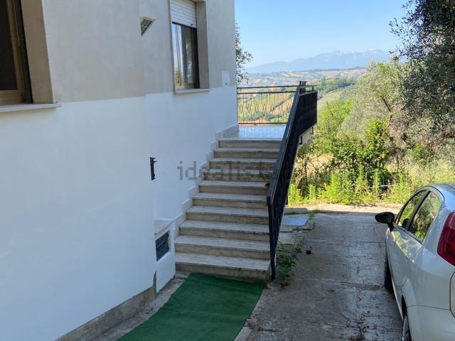 Casa in vendita a Unione dei Comuni della Val Vibrata, Tortoreto