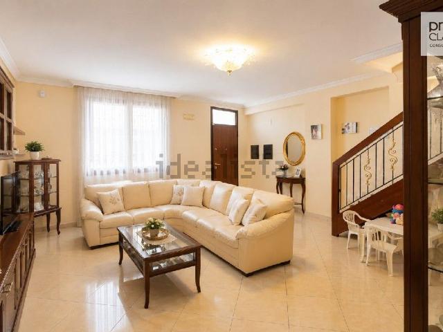 Casa in vendita a Vittoria, Sicilia
