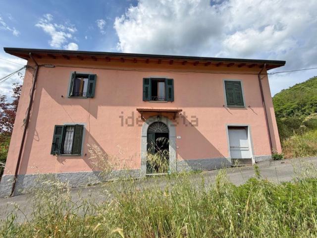Casa in vendita a Unione di comuni Montana Lunigiana, Fivizzano