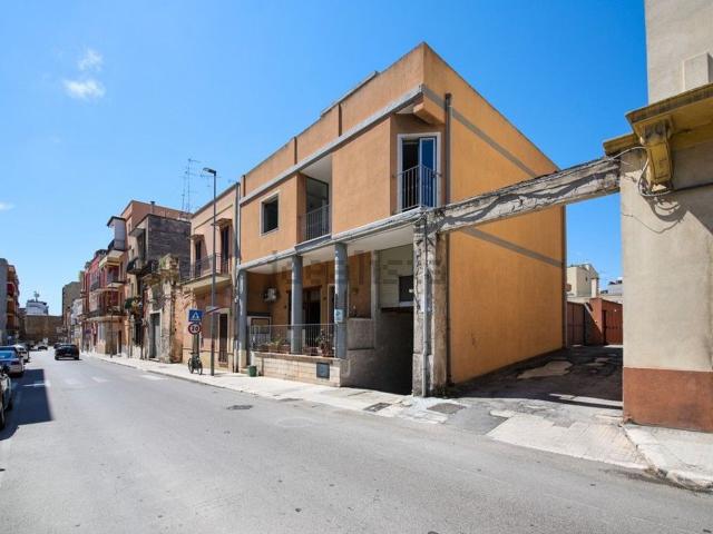 Casa in vendita a Centro, Puglia