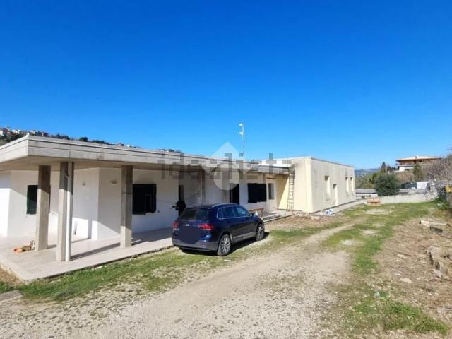 Casa in vendita a San Silvestro, Marche